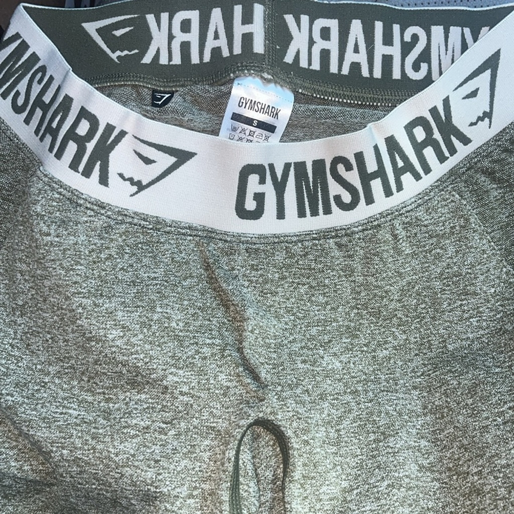 🦈 Gymshark Green Leggings | EUC | Sz S